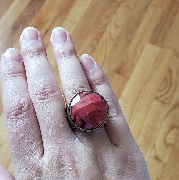 Ring - Picture 2 of 5